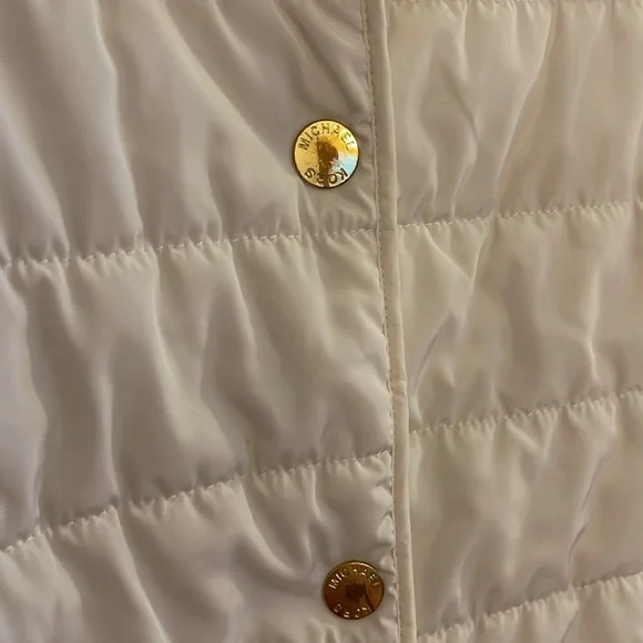 Michael Kors White Puff Vest- Large - Picture 2 of 4